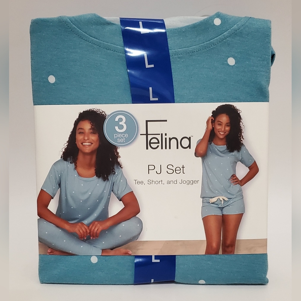 Super comfortable Felina 3-piece soft PJ lounge set.